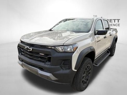 New 2026 Chevrolet Colorado Trail Boss AWD/4WD image 3