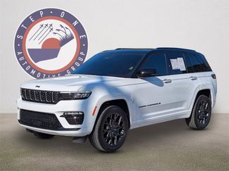 Used 2025 Jeep Grand Cherokee Summit w/ Obsidian Package video 2
