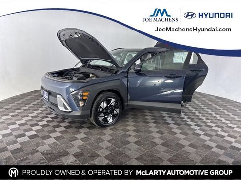 Used 2024 Hyundai Kona SEL image 12