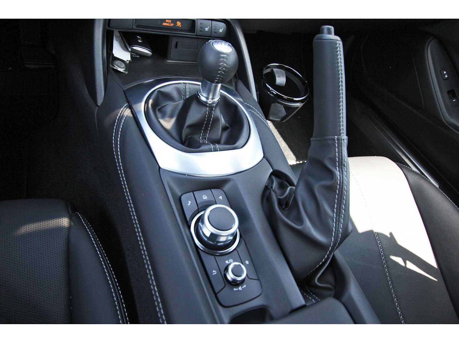 Used 2024 MAZDA MX-5 Miata Grand Touring RWD image 20
