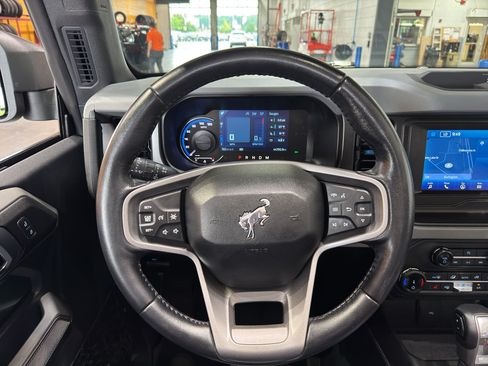 Used 2022 Ford Bronco Black Diamond AWD/4WD image 16