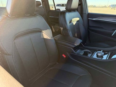 New 2026 Jeep Grand Cherokee Limited image 21