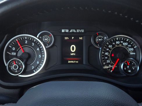 Used 2024 RAM 2500 Big Horn image 23