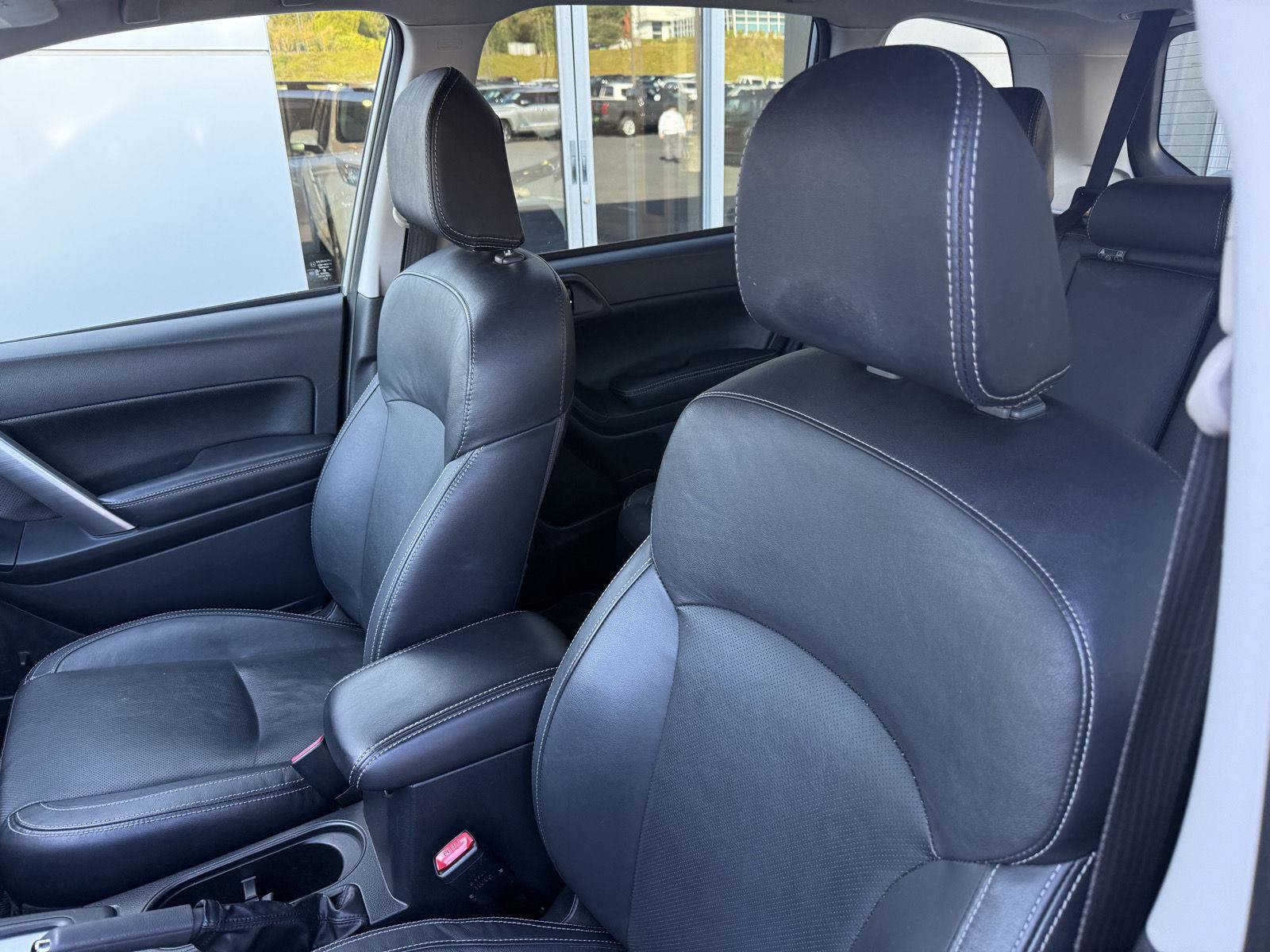 Used 2017 Subaru Forester 2.5i Limited AWD/4WD image 12