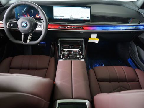 New 2026 BMW 750e xDrive 750e xDrive w/ Premium Package image 15