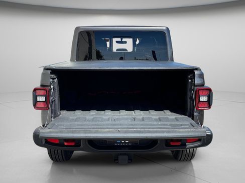 Used 2020 Jeep Gladiator Rubicon w/ Uconnect 4C Nav & Sound Group AWD/4WD image 6