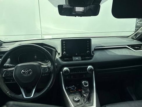 Used 2020 Toyota RAV4 XSE w/ XSE Grade Weather Package AWD/4WD image 8