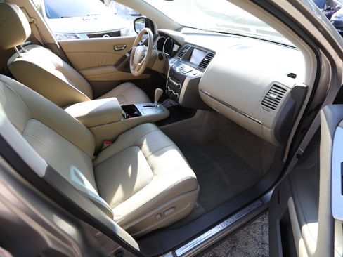 Used 2010 Nissan Murano SL w/ Leather Pkg image 10