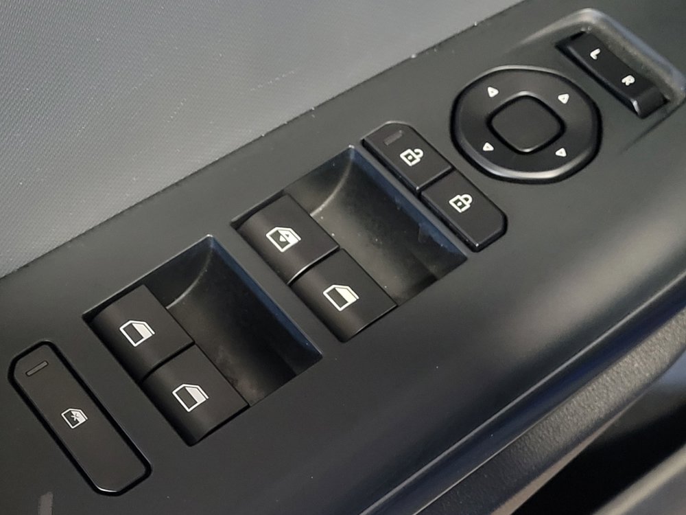Used 2025 Kia K4 FWD image 27