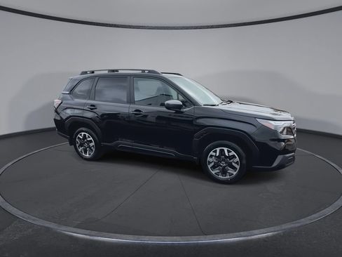 Used 2026 Subaru Forester Premium AWD/4WD image 2