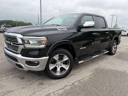 Used 2021 RAM 1500 Laramie AWD/4WD image 3