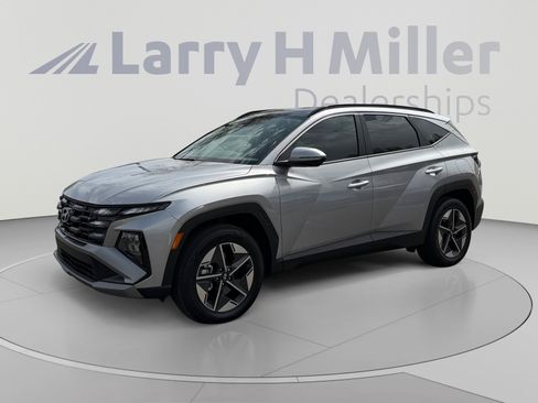 Used 2025 Hyundai Tucson SEL AWD/4WD image 1