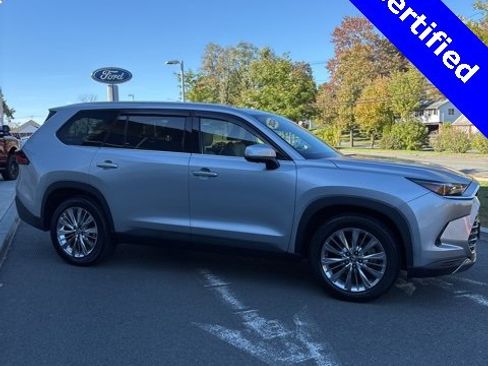 Used 2024 Toyota Grand Highlander Platinum image 8