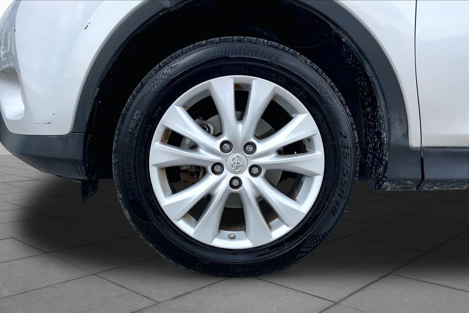 Used 2013 Toyota RAV4 Limited FWD image 11