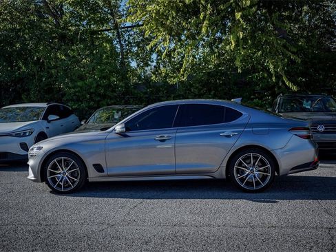 Used 2022 Genesis G70 3.3T image 6