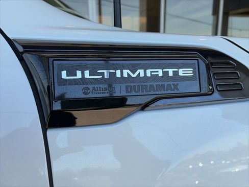 Used 2024 GMC Sierra 2500 Denali Ultimate AWD/4WD image 27
