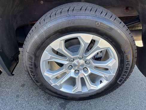 Certified 2023 Chevrolet Silverado 1500 LTZ w/ LTZ Premium Package image 16