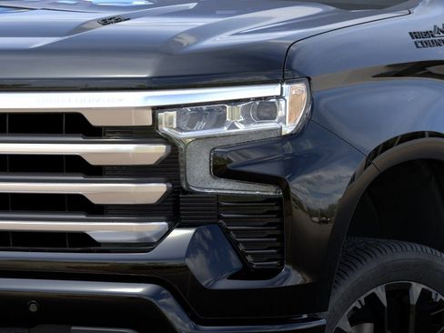 New 2026 Chevrolet Silverado 1500 High Country AWD/4WD image 10