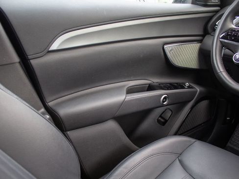 Used 2023 Maserati Grecale GT AWD/4WD image 19