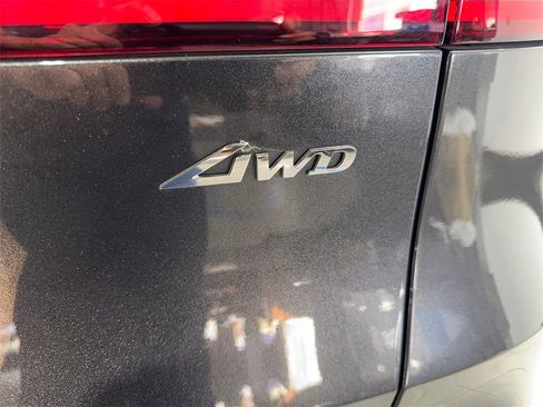 Used 2024 Genesis GV70 2.5T w/ Advanced Package image 24