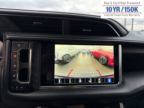 Used 2022 GMC Yukon XL Denali w/ Denali Premium Package image 26