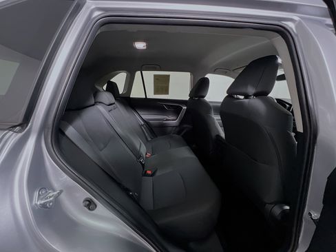Used 2024 Toyota RAV4 LE FWD image 33