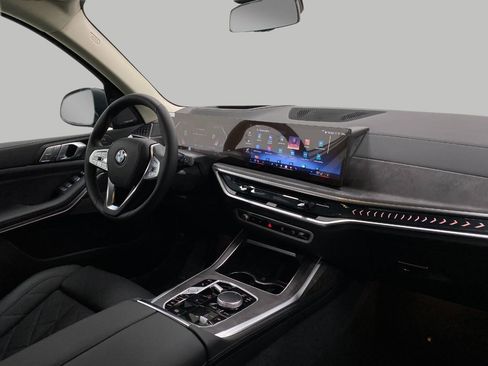 Certified 2026 BMW X7 xDrive40i image 21