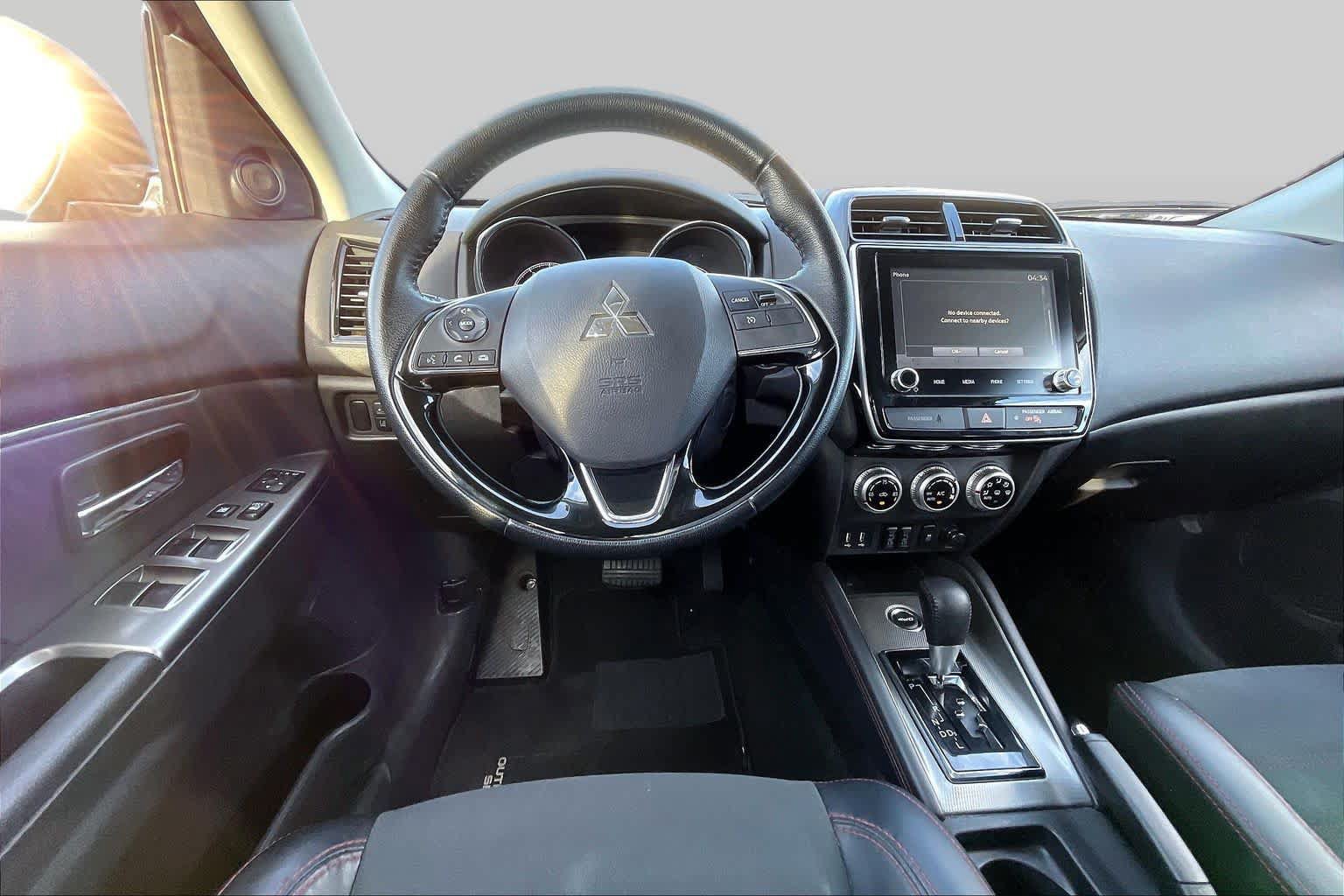 Used 2024 Mitsubishi Outlander Sport AWD image 6