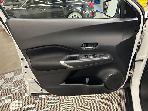 Used 2022 Nissan Kicks SV FWD image 23