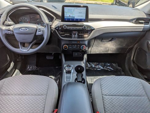 Used 2021 Ford Escape SE FWD image 16