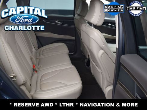 Used 2022 Lincoln Nautilus Reserve image 10