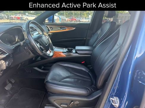 Used 2020 Lincoln Nautilus Reserve AWD/4WD image 12