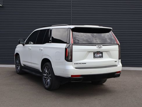 Used 2022 Cadillac Escalade Sport Platinum AWD/4WD image 7