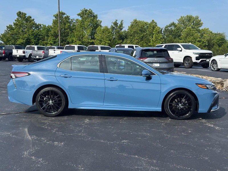 Used 2023 Toyota Camry XSE FWD image 2