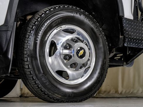 Used 2022 Chevrolet Silverado 3500 High Country w/ Safety Package II AWD/4WD image 54