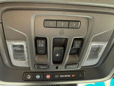 Used 2024 Chevrolet Silverado 3500 High Country w/ High Country Premium Package AWD/4WD image 26