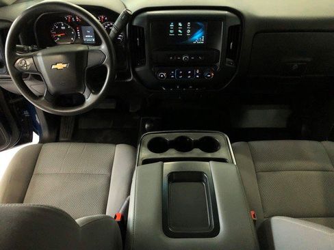 Certified 2023 Chevrolet Traverse LT w/ LPO, Floor Liner Package image 8