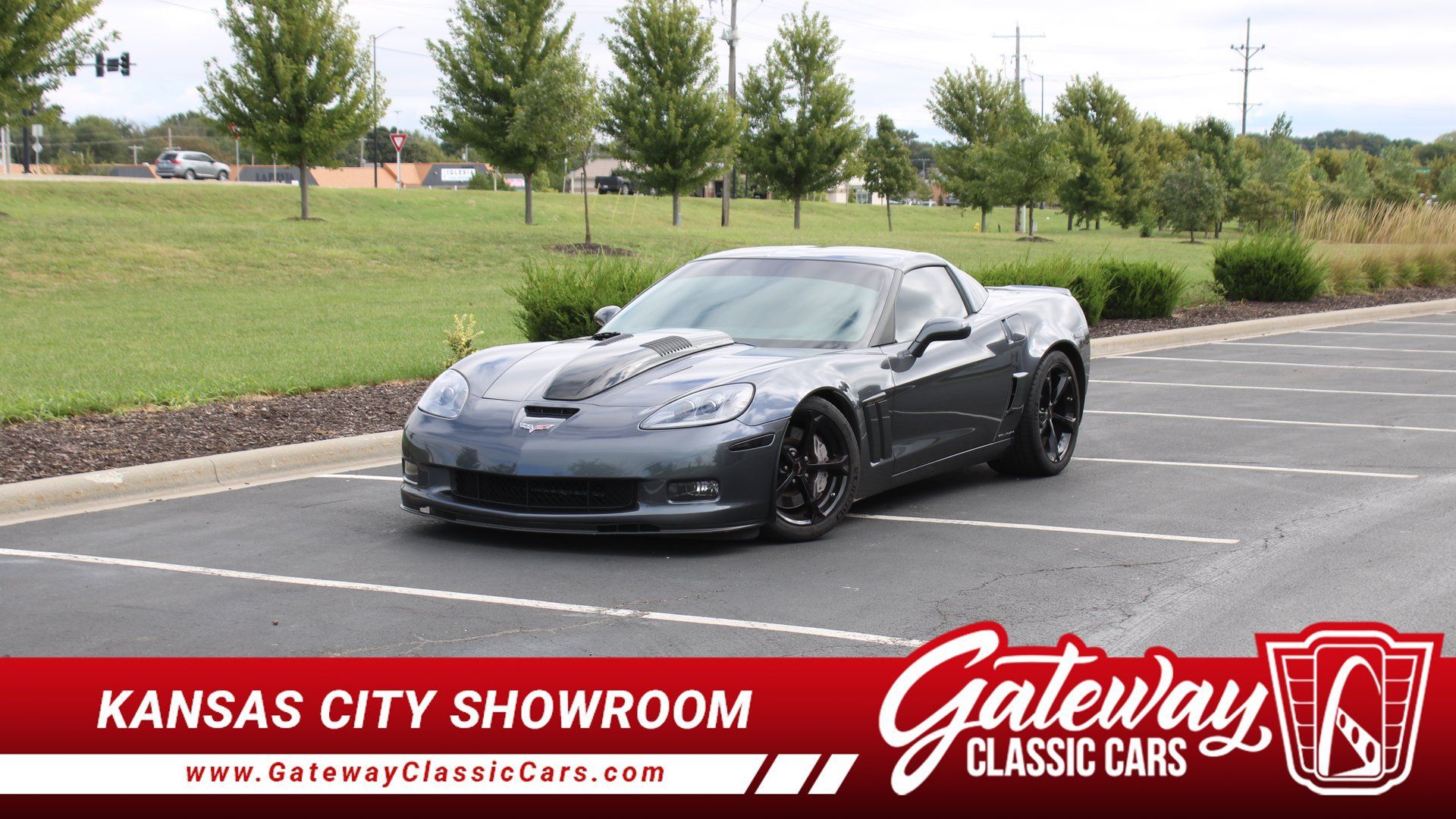 Used 2013 Chevrolet Corvette Grand Sport w/ 2LT Preferred Equipment Group RWD image 1