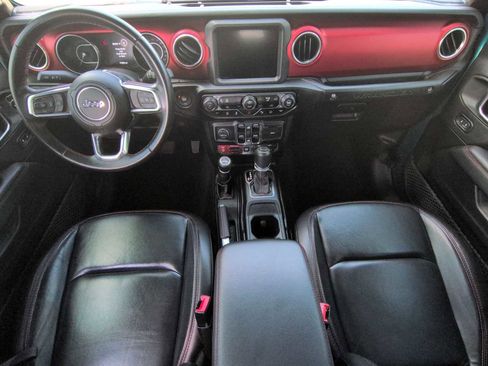 Used 2020 Jeep Wrangler Unlimited Rubicon AWD/4WD image 15