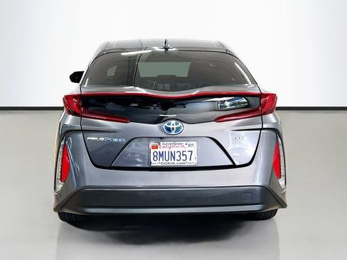 Used 2020 Toyota Prius Prime XLE FWD image 6