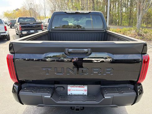 New 2026 Toyota Tundra SR image 4