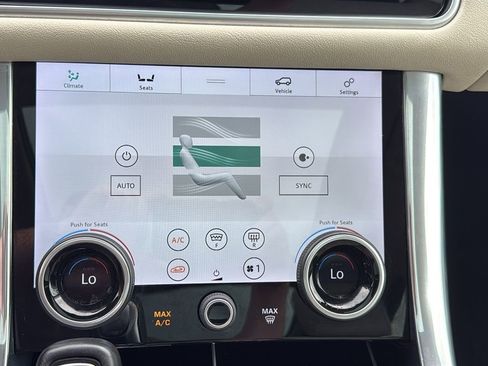 Used 2019 Land Rover Range Rover Sport HSE image 25