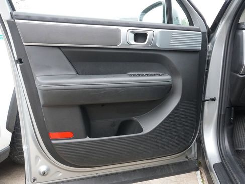 Used 2025 Hyundai Santa Fe SEL image 11