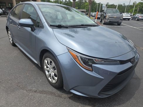 Used 2024 Toyota Corolla LE FWD image 8