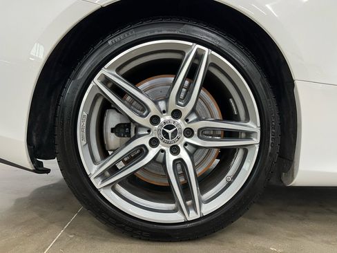 Used 2018 Mercedes-Benz E 400 Coupe image 9