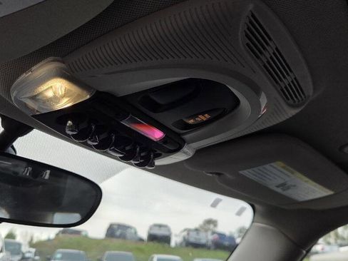 Used 2016 MINI Cooper 2-Door Hardtop image 22