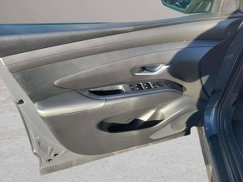 Used 2025 Hyundai Tucson SEL image 18