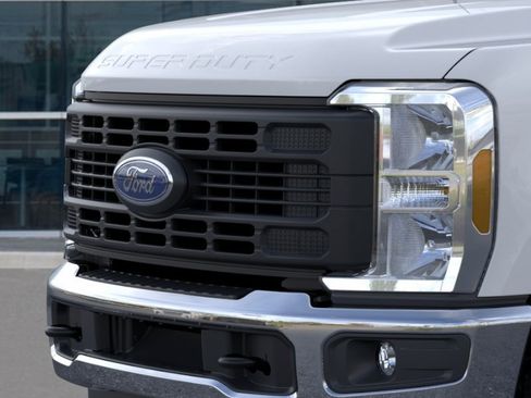 New 2026 Ford F250 XL w/ FX4 Off-Road Package AWD/4WD image 19