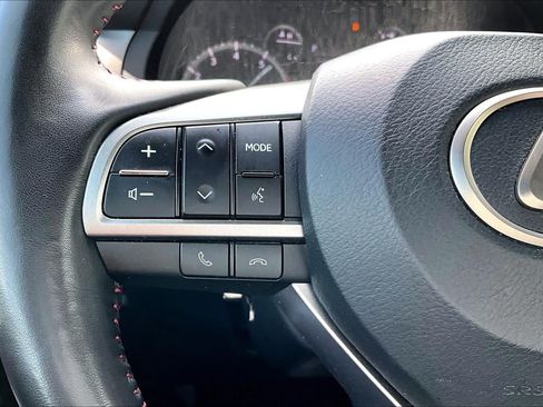 Used 2023 Lexus GX 460 Luxury w/ Accessory Package AWD/4WD image 24