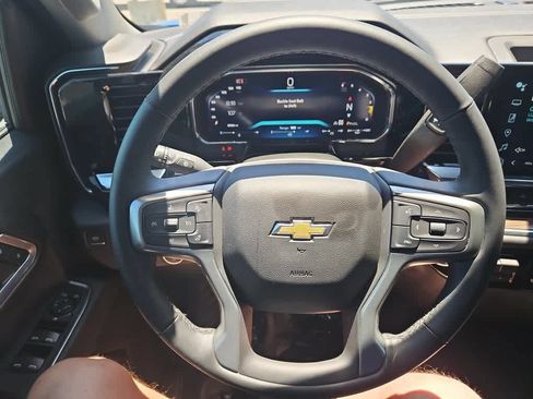 Used 2026 Chevrolet Silverado 1500 LT w/ Safety Package AWD/4WD image 15